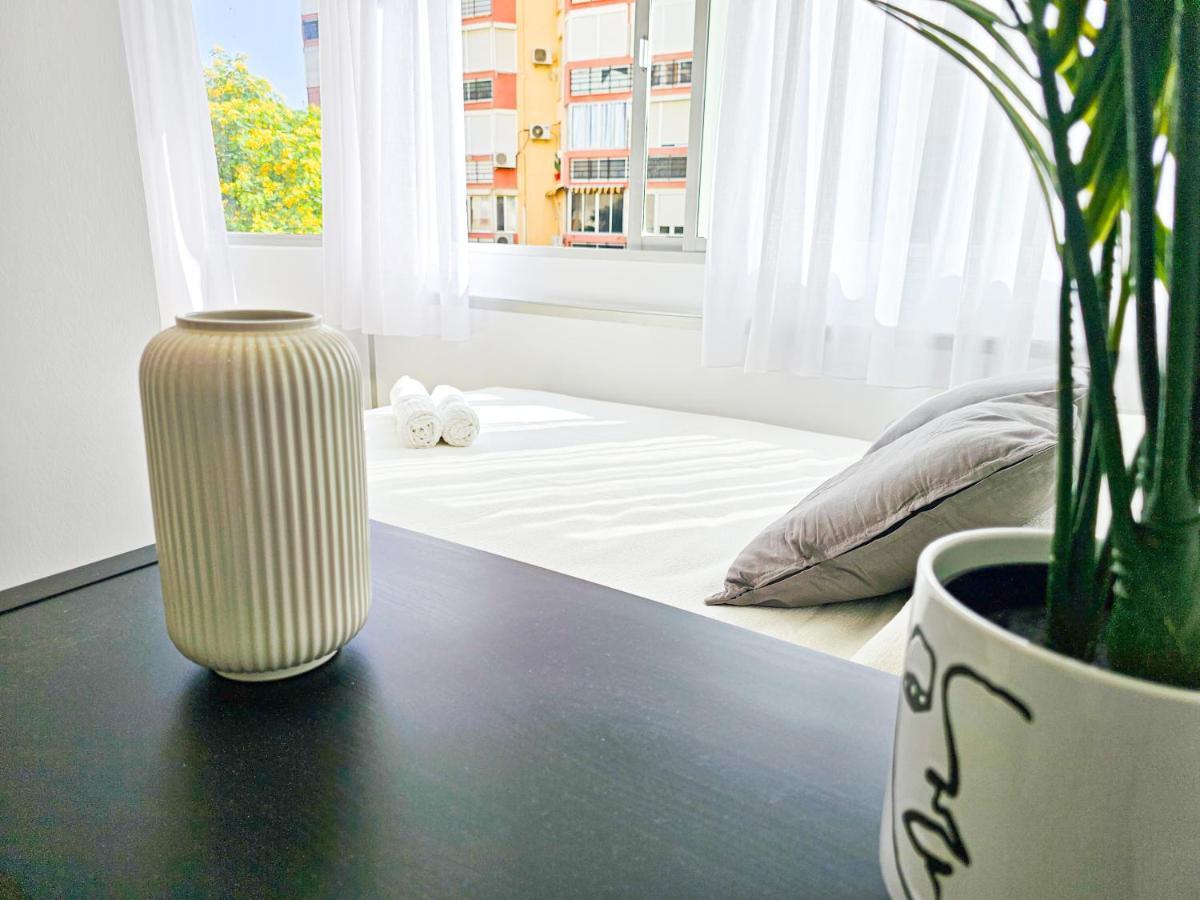 Estudio Vip Mediterraneo - Alojamientos La Torre Torre Del Mar Ngoại thất bức ảnh